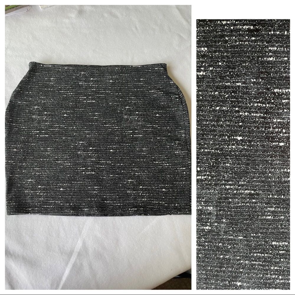 BLACK N WHITE TWEED MINI SKIRT‎